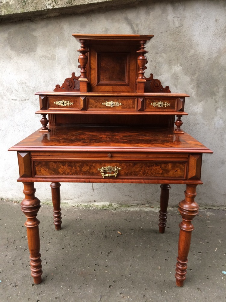 Sekretarzyk eklektyczny, koniec XIX wieku