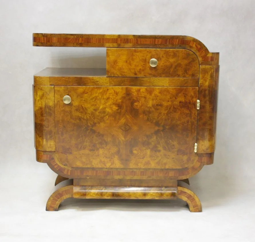 Nakastlik szafka nocna w stylu art déco po renowacji