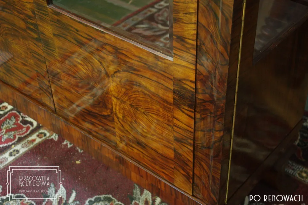 Witryna w stylu Art Deco